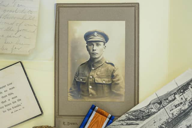 Bucks Second World War Hero's Possessions Donated To Uk Military Museum