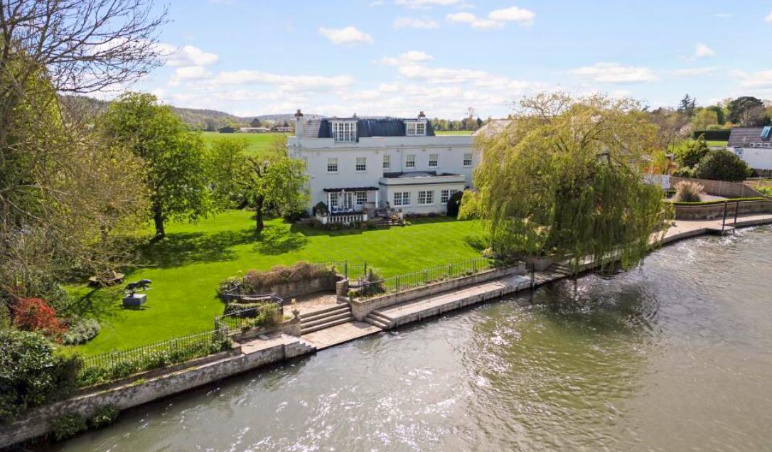 Marlow Mansion Goes Up For Sale