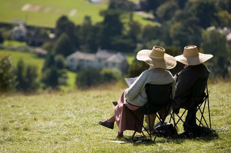 Two Day Heat Warning In Place For Cambridgeshire As Met Office Forecasts 28c Days